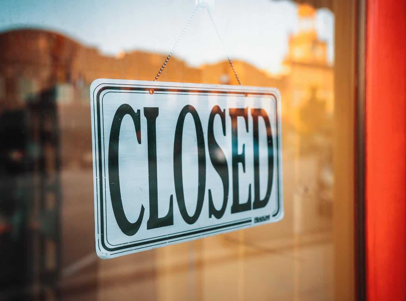 closed sign on door